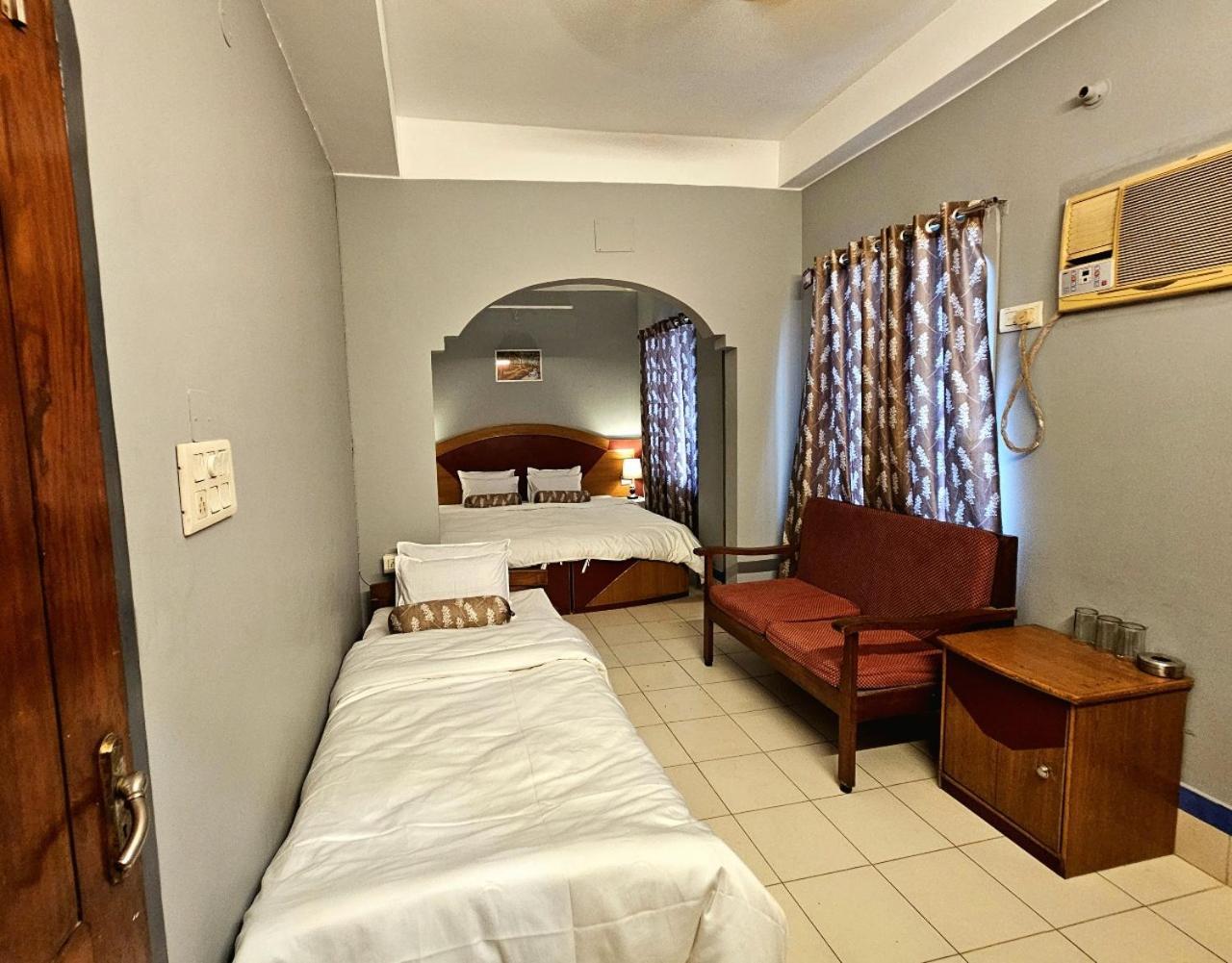 Hotel Vishal Siliguri Exterior photo