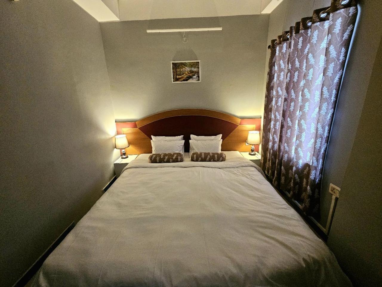 Hotel Vishal Siliguri Exterior photo